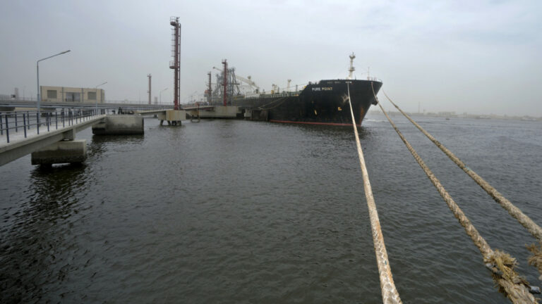 Πετρέλαιο: Η Ρωσία ανακοίνωσε μείωση της παραγωγής της κατά 471.000 βαρέλια ημερησίως